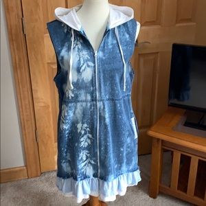 Full zip long hooded jean vest.